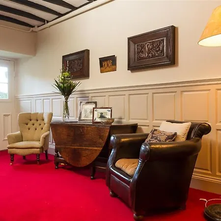 Low Graythwaite Hall
